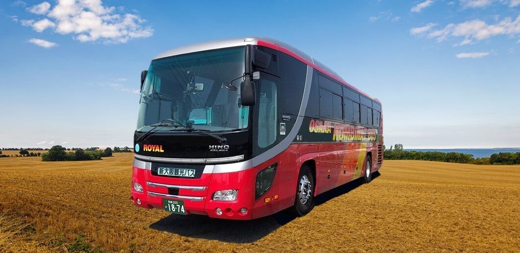 新大阪観光バス（関西）の貸切バス車両映像